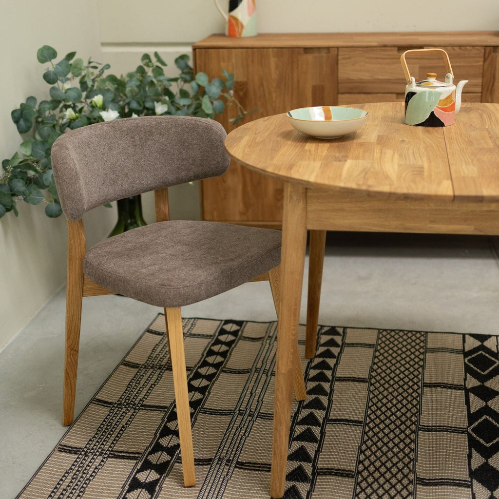 Pack of 2 or 4 Claus Solid Oak Dining Chairs, Gray or Brown upholstery | VESKOR
