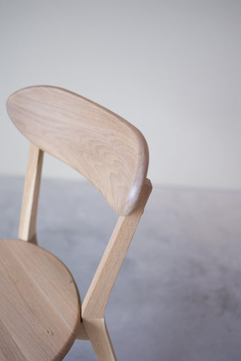 Pack of 2 or 4 Solid Oak Dining Chairs Isku | NordicStory