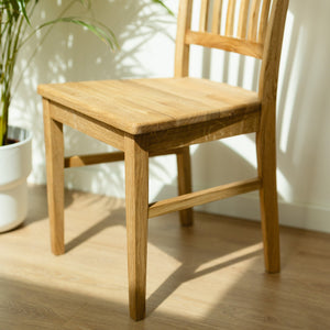 Pack of 2 or 4 Solid Oak Dining Chairs Provance | VESKOR