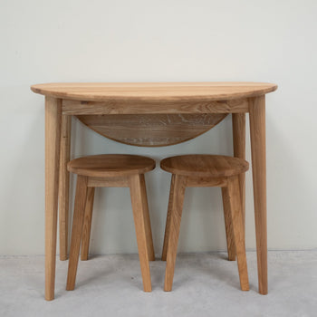 Pack of 2 or 4 Solid Oak Wood Dining Stools Diana | NordicStory