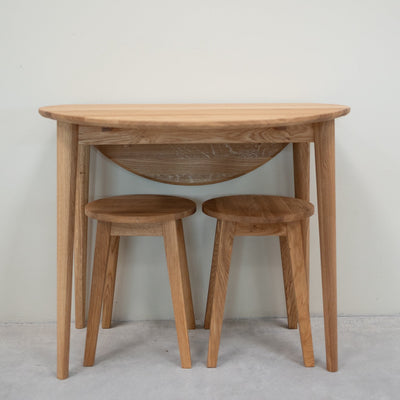 Pack of 2 or 4 Solid Oak Wood Dining Stools Diana | NordicStory