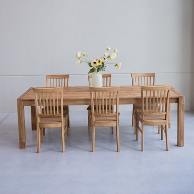 Pack of 2 or 4 Solid Oak Dining Chairs Provance | VESKOR