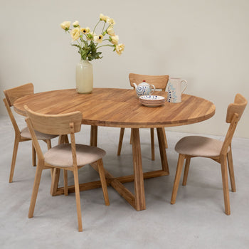 Pack of 2 or 4 Solid Oak Dining Chairs Diana Beige | NordicStory