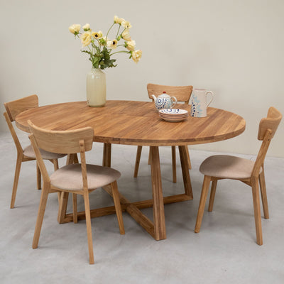 Pack of 2 or 4 Solid Oak Dining Chairs Diana Beige | NordicStory