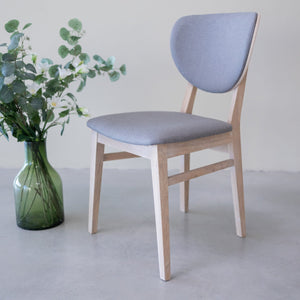 Pack of 2 or 4 Nova Dining Chairs, Solid Bleached Oak Frame | NordicStory