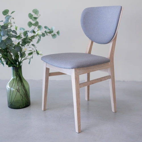 Pack of 2 or 4 Nova Dining Chairs, Solid Bleached Oak Frame | NordicStory