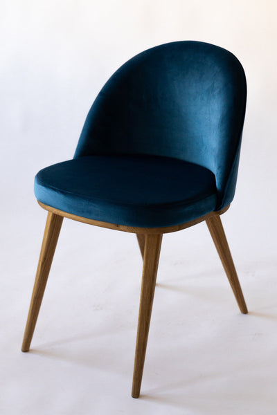 Pack of 2 or 4 Clara Dining Chairs, Solid Oak Wood Frame, Upholstered in Monako Blue | NordicStory