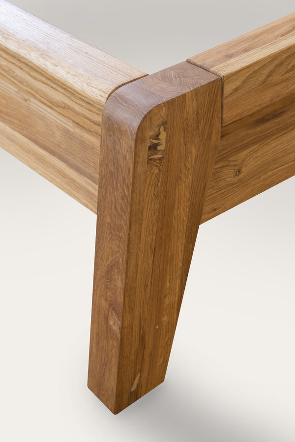 NordicStory Bed in solid oak wood