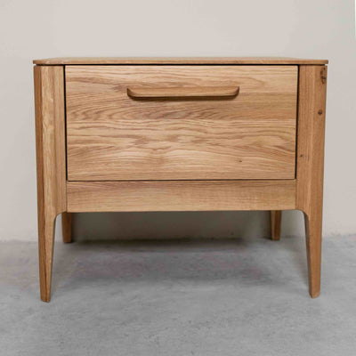 Atlanta solid oak bedside table, 56,2 x 38,2 x 47 cm (56,2 x 38,2 x 47 cm) | NordicStory