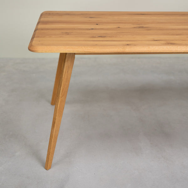 Mesa rectangular de comedor de madera maciza de roble Geneva | NordicStory