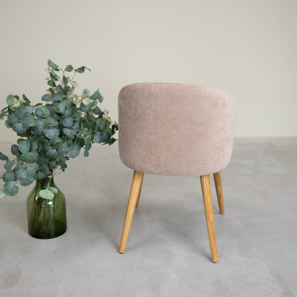 Solid oak armchair Ana with upholstery | VESKOR