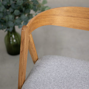 Pack of 2 or 4 Oscar Solid Oak Dining Chairs, upholstered | VESKOR