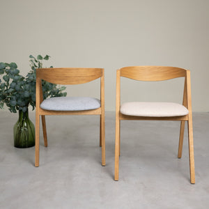 Pack of 2 or 4 Oscar Solid Oak Dining Chairs, upholstered | VESKOR