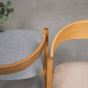 Pack of 2 or 4 Oscar Solid Oak Dining Chairs, upholstered | VESKOR