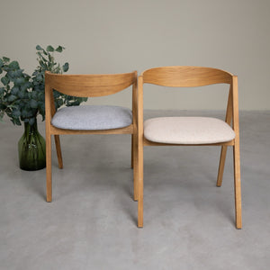 Pack of 2 or 4 Oscar Solid Oak Dining Chairs, upholstered | VESKOR