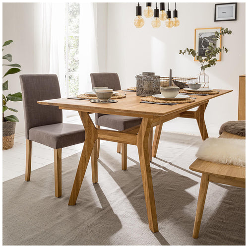 NordicStory Extending dining table made of solid oak wood