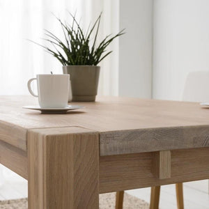 NordicStory Extending dining table made of solid oak wood