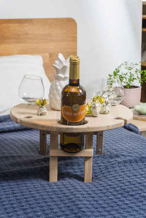 Folding mini wine table in solid oak wood | NordicStory