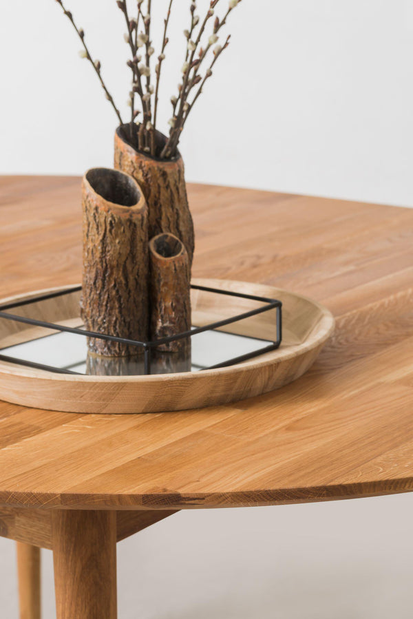 NordicStory Round extendable solid oak dining table with round top