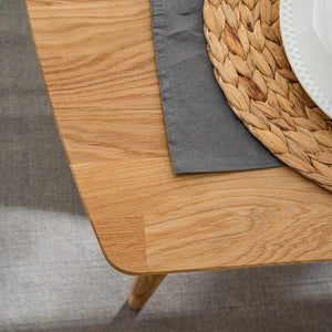 NordicStory Rectangular extendable dining table in solid oak Escandi