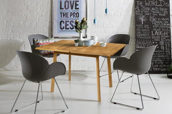 NordicStory Extending solid oak dining table 