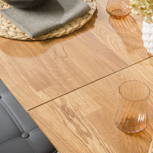 NordicStory Extending dining table made of solid oak wood