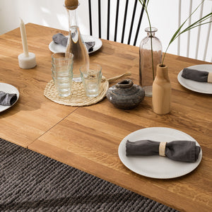 NordicStory Extending dining table made of solid oak wood