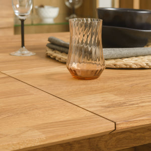 NordicStory Extending dining table made of solid oak wood