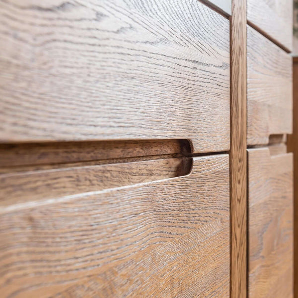 NordicStory Chest of drawers in solid oak wood 
