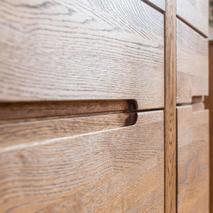 NordicStory Chest of drawers in solid oak wood 
