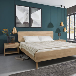 NordicStory Bedside table in solid oak wood